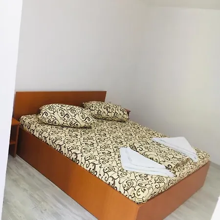 Complex Alan 3* ساتورْنْ