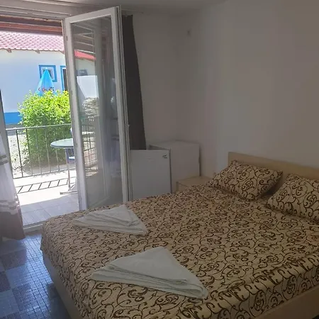 Complex Alan 3* סאטורן